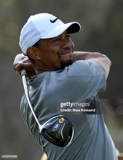 Tiger Woods of the USA on the 18th tee during the pro-am event prior to the Omega Dubai Desert Classic at Emirates Golf Club on February 1, 2017 in...