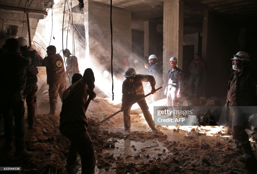SYRIA-CONFLICT-AIR STRIKES