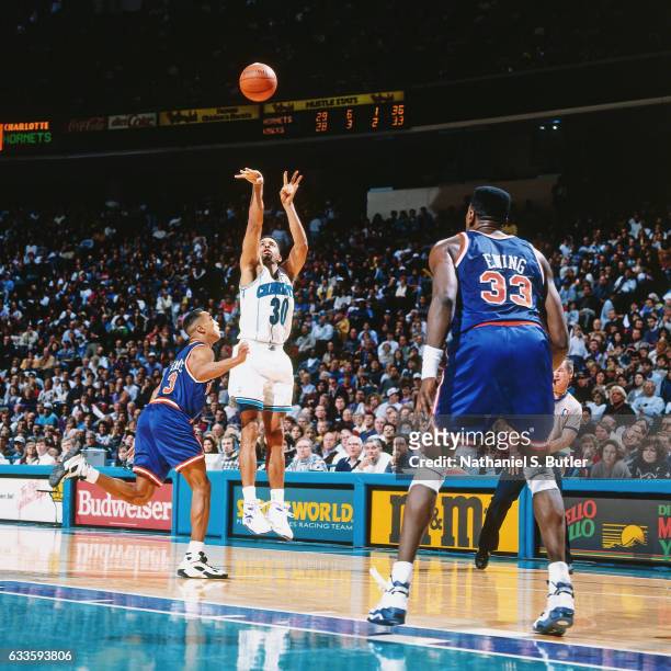 Dell Curry of the Charlotte Hornets shoots against the New York Knicks on January 8, 1994 at the Charlotte Coliseum in Charlotte, North Carolina....
