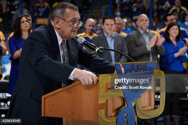 Bob Plager speaks during Plager's number retirement ceremony prior to game between the Toronto Maple Leafs and the St. Louis Blues on February 2,...