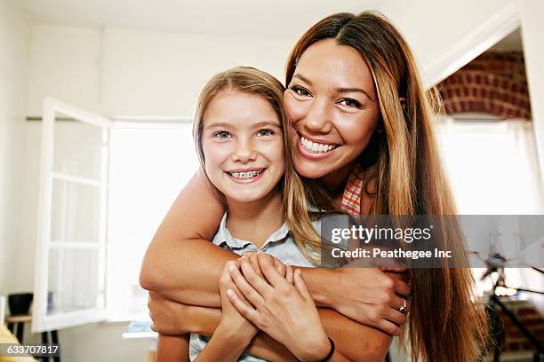 1,086 Bonded Retainer Stock Photos, High-Res Pictures, and Images ...