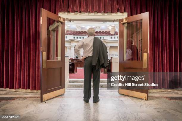 caucasian politician standing in capitol building - congressista - fotografias e filmes do acervo