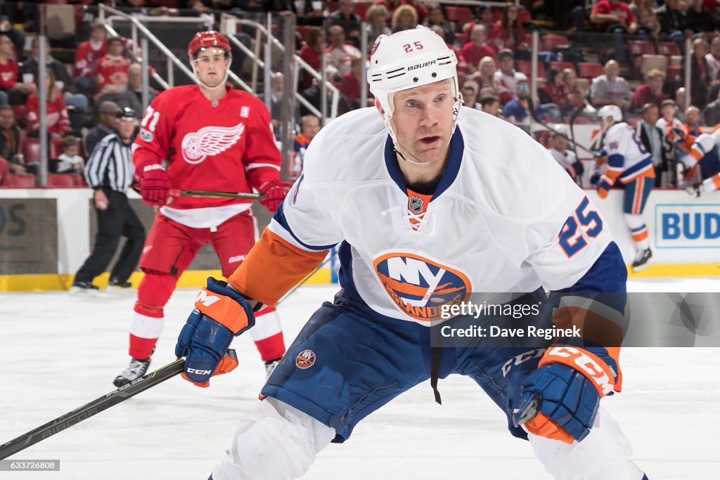 New York Islanders v Detroit Red Wings