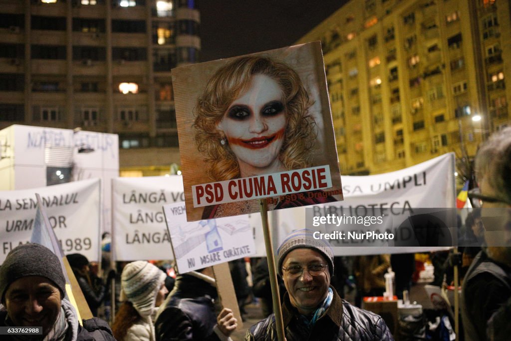 Mass Protest Against Government Corruption in Bucharest