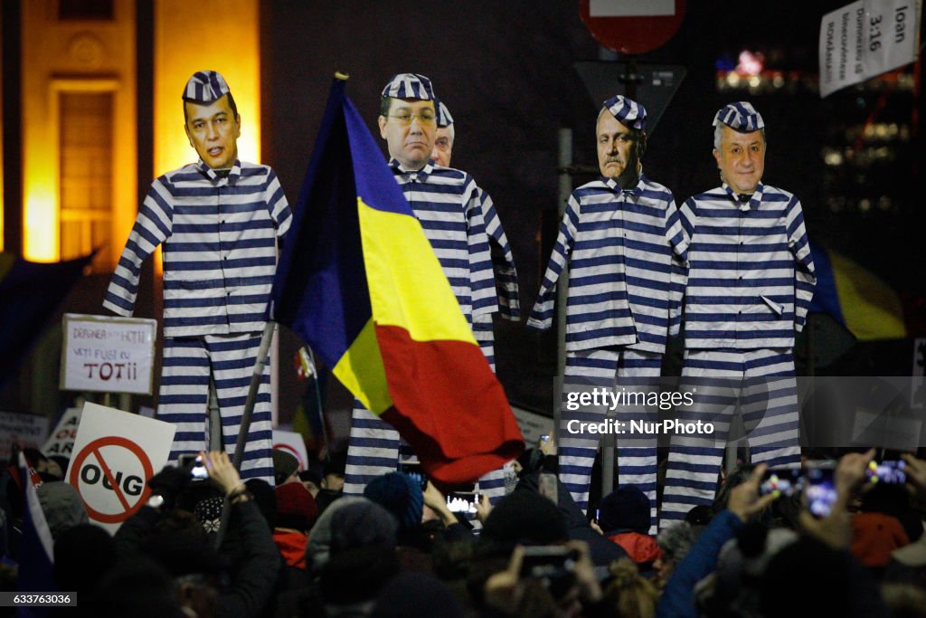 Mass Protest Against Government Corruption in Bucharest