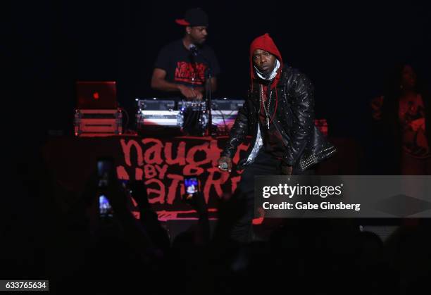 Kay Gee 64 Rappers Dj Kay Gee Stock Photos, High-Res Pictures, and Images ...