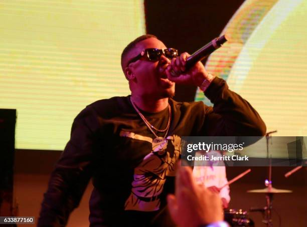 Rapper Nas performs at the Rolling Stone Live: Houston presented by Budweiser and Mercedes-Benz on February 4, 2017 in Houston, Texas. Produced in...