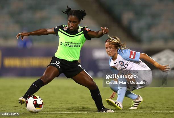 Jasmyne Spencer of Canberra controls the ball during the W-League Semi Final match between Canberra United and Melbourne City FC at GIO Stadium on...