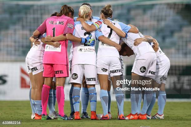 Melbourne City players huddle before the W-League Semi Final match between Canberra United and Melbourne City FC at GIO Stadium on February 5, 2017...