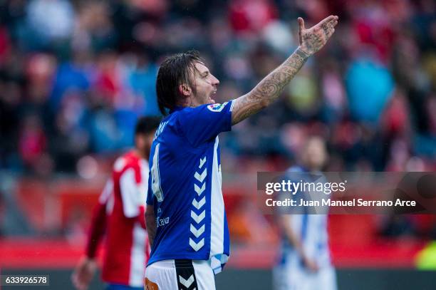 Alexis Ruano of Deportivo Alaves reacts during the La Liga match between Real Sporting de Gijon and Deportivo Alaves at Estadio El Molinon on...