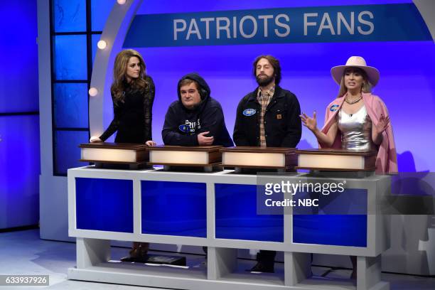 Kristen Stewart" Episode 1717 -- Pictured: Host Kristen Stewart as Gisele Bündchen, Bobby Moynihan as Bill Belichick, Alex Moffat as Casey Affleck,...