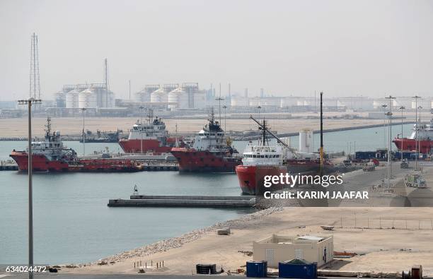 Las Raffan 73 Ras Laffan Industrial City Stock Photos, High-Res Pictures, and ...