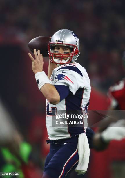 Tom Brady of the New England Patriots passes against the Atlanta Falcons during Super Bowl 51 at NRG Stadium on February 5, 2017 in Houston, Texas.