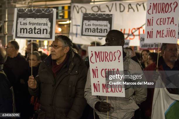 People protesting against walls and boundaries in front of the Ministry of Foreign Affairs, during the anniversary of the 14 migrants dead in Tarajal...