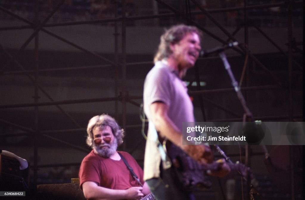 The Grateful Dead Performs In Minnesota