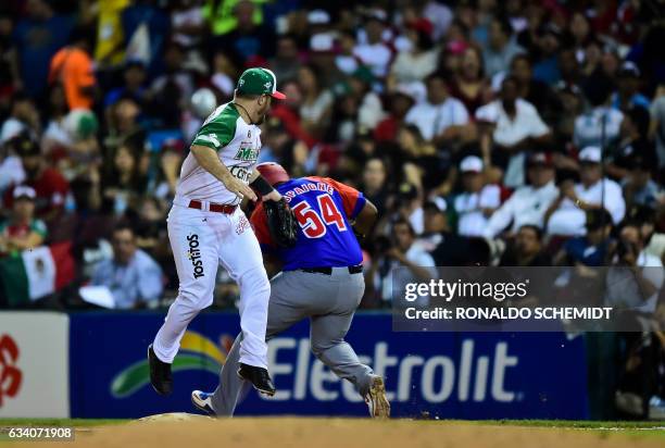 Mexicali Live Photos and Premium High Res Pictures - Getty Images