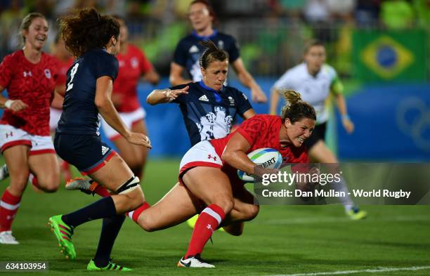 Kelly Roussell 102 Kelly Russell Rugby Player Stock Photos, High-Res Pictures, and ...
