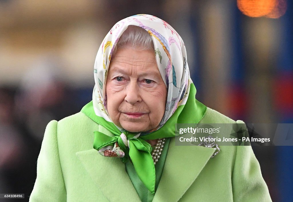 The Queen at King's Lynn railway station