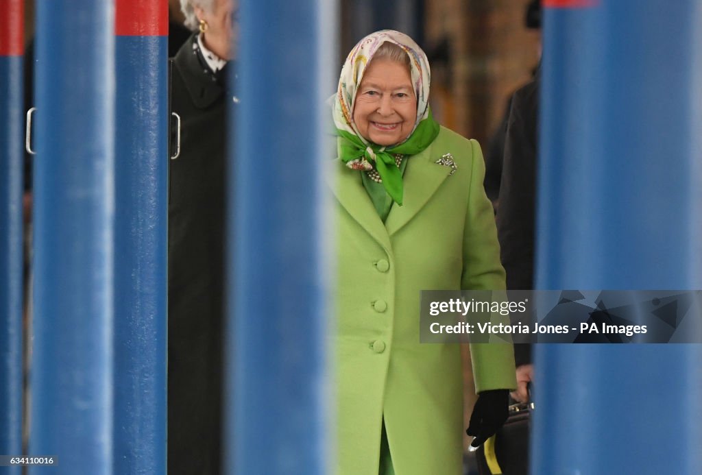 The Queen at King's Lynn railway station