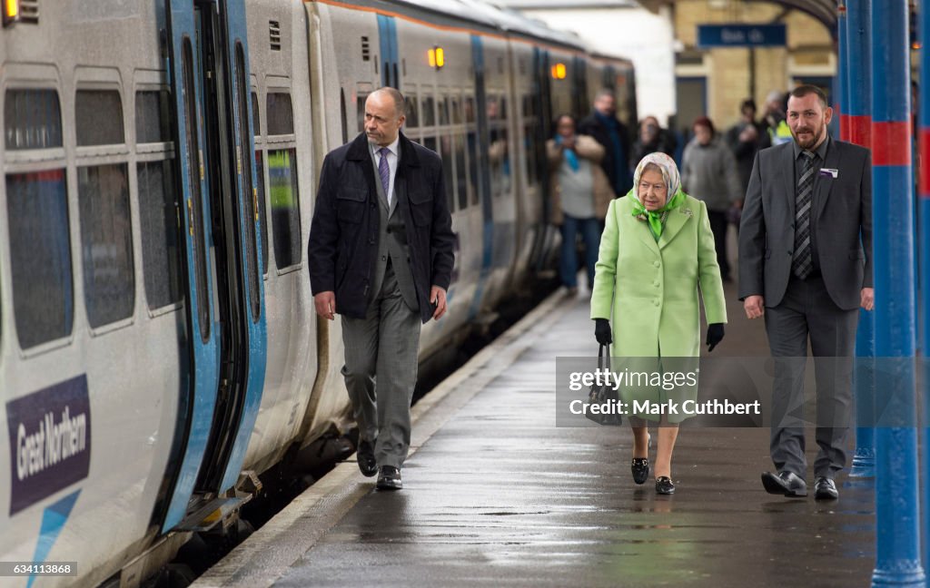Queen Leaves Kings Lynn Station