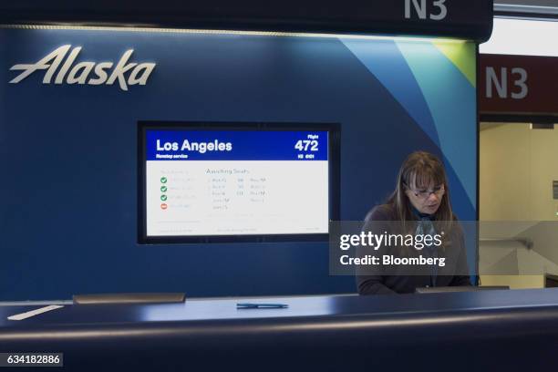 109 Airport Operations Computers Stock Photos, High-Res Pictures, and ...