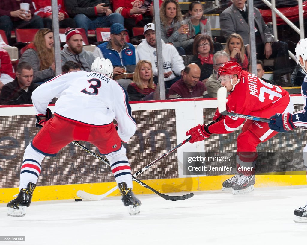 Columbus Blue Jackets v Detroit Red Wings