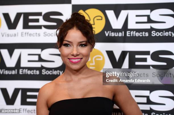 Actress Jessica Parker Kennedy arrives at the 15th Annual Visual Effects Society Awards at The Beverly Hilton Hotel on February 7, 2017 in Beverly...