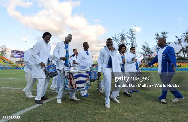 Samba band perform prior to the evening session of Rugby Sevens on day six of the Rio 2016 Olympic Games at Deodoro Stadium on August 11, 2016 in Rio...