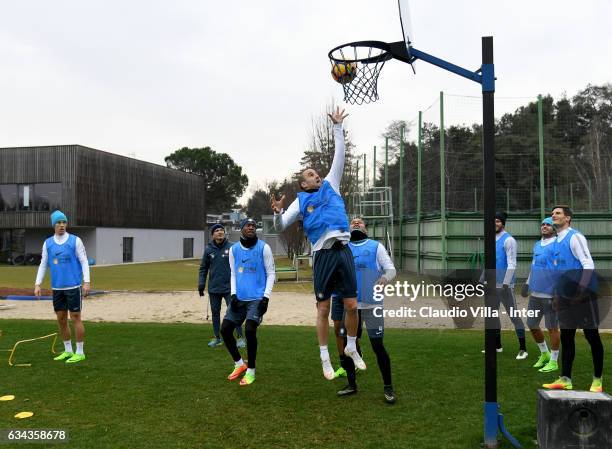 Rodrigo Sebastian Palacio of FC Internazionale plays basketball during a FC Internazionale training session at Suning Training Center at Appiano...