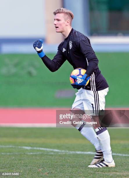 Luca Unbehaun of Germany U16 defends a penalti during the UEFA Development Tournament Match between Germany U16 and Netherlands U16 on February 9,...