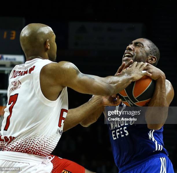 Jayson Granger of Anadolu Efes in action against Ricky Hickman of EA7 Emporio Armani Milan during the Turkish Airlines Euroleague match between...
