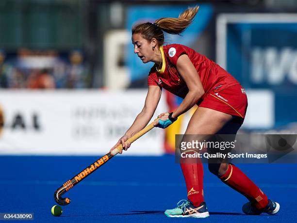 Maria Lopez of Spain in action during the match between Spain and Ghana during day four of the Hockey World League Round 2 at Polideportivo Virgen...