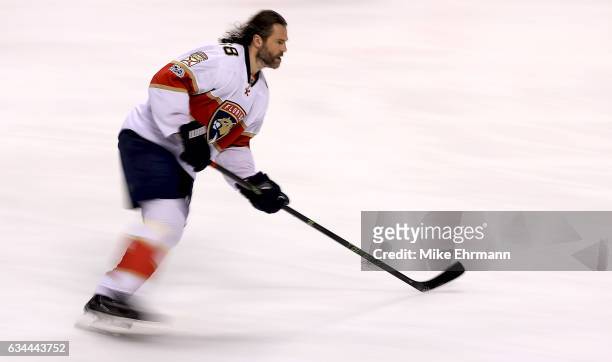 Jaromir Jagr of the Florida Panthers warms up during a game against the Los Angeles Kings at BB&T Center on February 9, 2017 in Sunrise, Florida.
