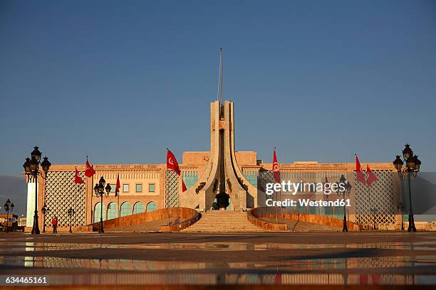 tunisia, tunis, view to presidential palace - präsidentenpalast stock-fotos und bilder