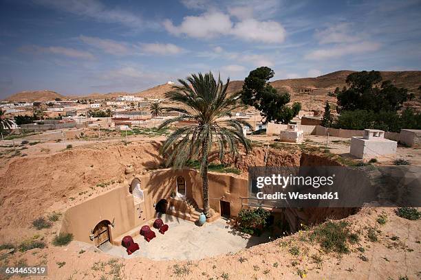 tunisia, matmata, berber village, hotel sidi-driss, old cave dwelling - tunisia hotel stock pictures, royalty-free photos & images