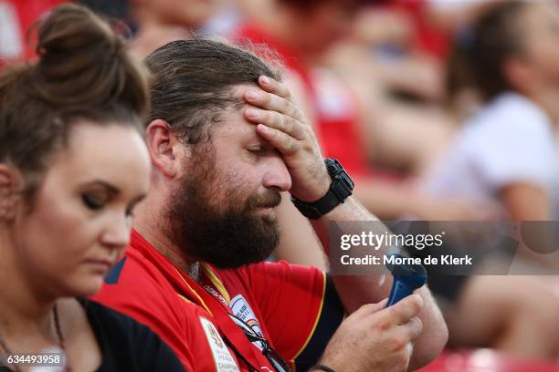 Spectator Hand Roster Fan 313 Handheld Fan Stock Photos, High-Res Pictures, and Images - Getty Images