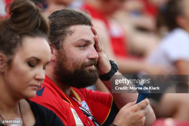 Spectator Hand Roster Fan 313 Handheld Fan Stock Photos, High-Res Pictures, and Images - Getty Images