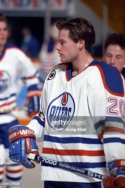 Martin Gelinas of the Edmonton Oilers skates in warmup prior to a game against the Toronto Maple Leafs on February 16, 1992 at Maple Leaf Gardens in...