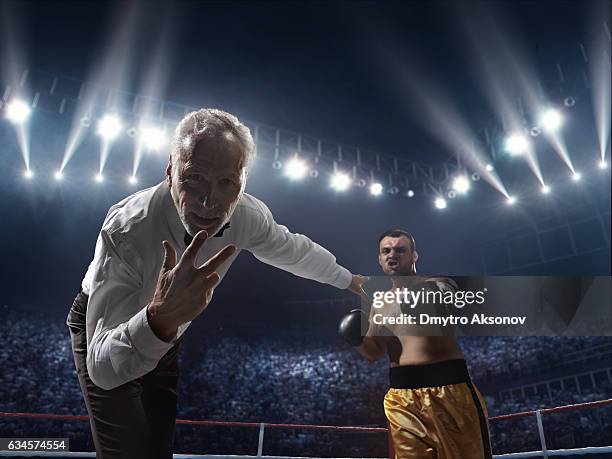 boxing: winner boxer - boxer knockout stock pictures, royalty-free photos & images