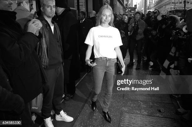 Actress Kate Bosworth attends the Calvin Klein Collection Front Row during New York Fashion Week on February 10, 2017 in New York City.