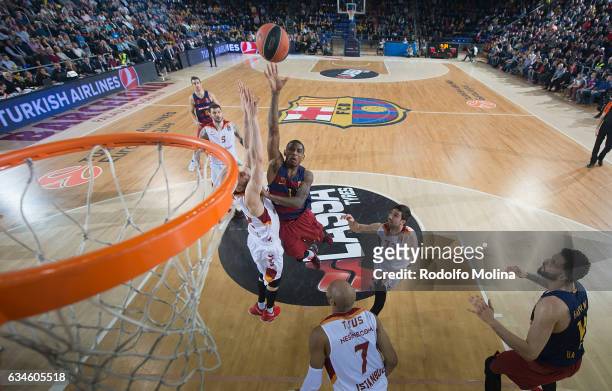 Xavier Munford, #1 of FC Barcelona Lassa in action during the 2016/2017 Turkish Airlines EuroLeague Regular Season Round 22 game between FC Barcelona...