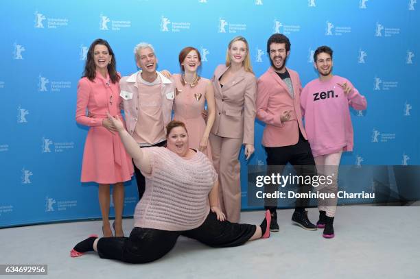 Actress Itziar Castro does the splits in front of actress Macarena Gomez, film director Eduardo Casanova, actress Ana Polvorosa, producer Carolina...