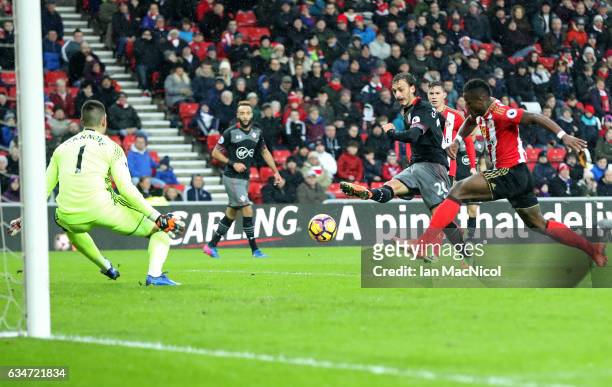 Manolo Gabbiadini of Southampton scores his side's second goal during the Premier League match between Sunderland and Southampton at Stadium of Light...