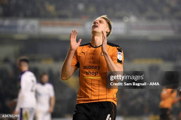 Dave Edwards of Wolverhampton Wanderers reacts during the Sky Bet Championship match between Wolverhampton Wanderers and Newcastle United at Molineux...