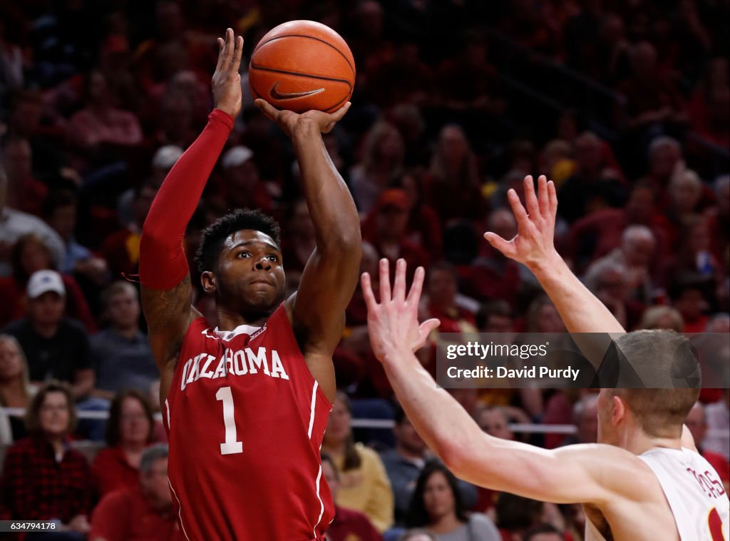 Oklahoma v Iowa State