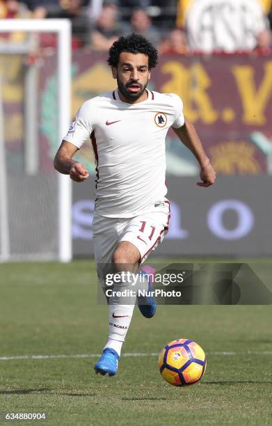 Mohamed Salah of Roma in action during the Serie A match between FC Crotone and AS Roma at Stadio Comunale Ezio Scida on February 12, 2017 in...