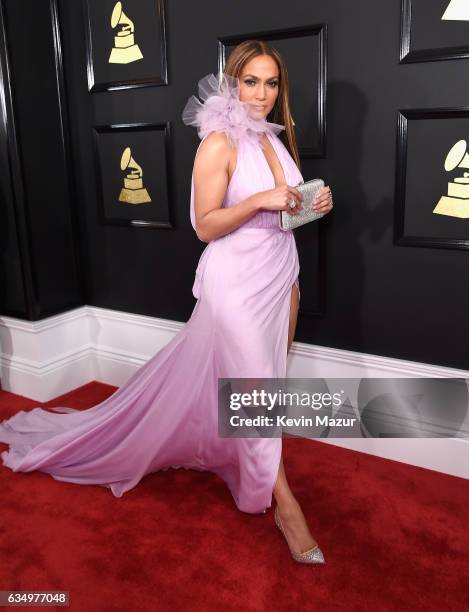 Jennifer Lopez attends The 59th GRAMMY Awards at STAPLES Center on February 12, 2017 in Los Angeles, California.