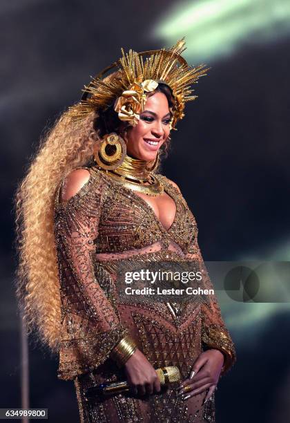 Singer-songwriter Beyonce performs onstage during The 59th GRAMMY Awards at STAPLES Center on February 12, 2017 in Los Angeles, California.