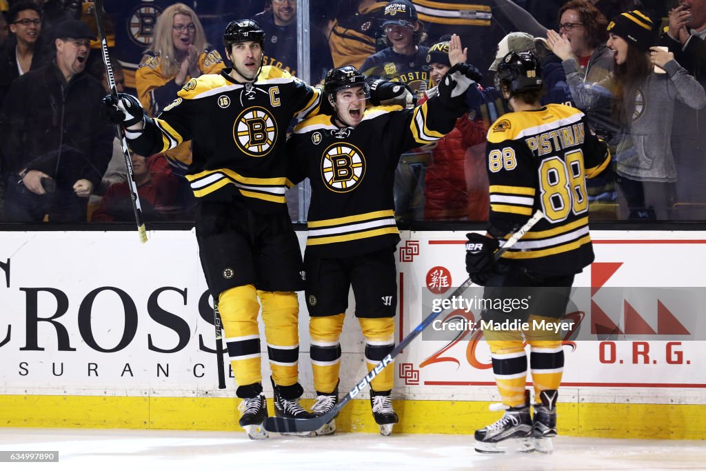 Montreal Canadiens v Boston Bruins