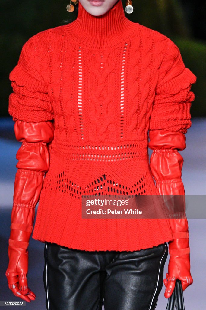 Altuzarra - Runway - February 2017 - New York Fashion Week